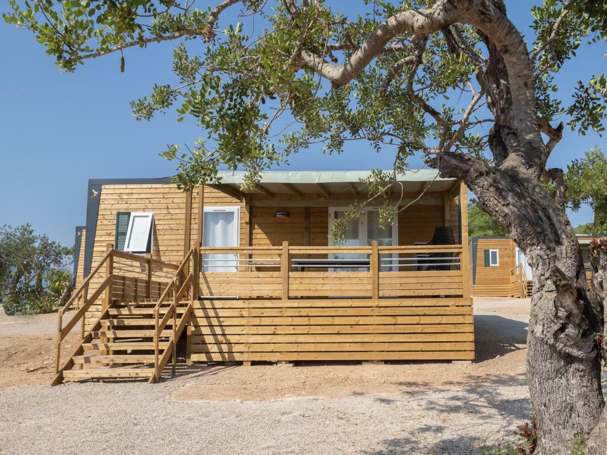 Camping L'Orangeraie Calig Bagian luar foto